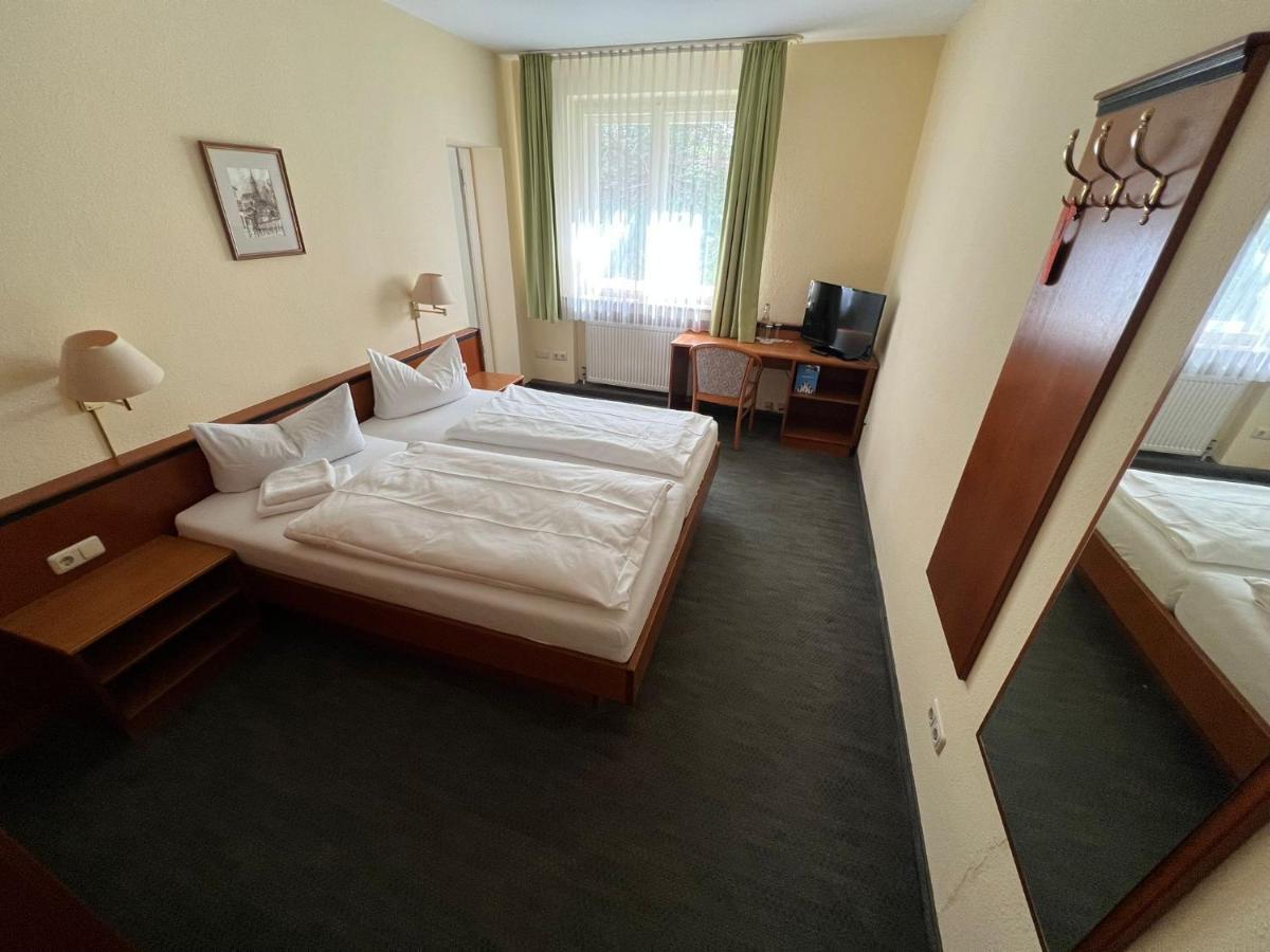 Hotel-Gasthof Postbraeu Dingolfing Zewnętrze zdjęcie